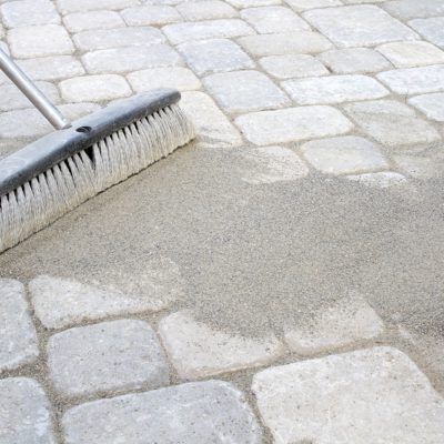 broom_sweep_sweeping_lock_sand_paver_pat